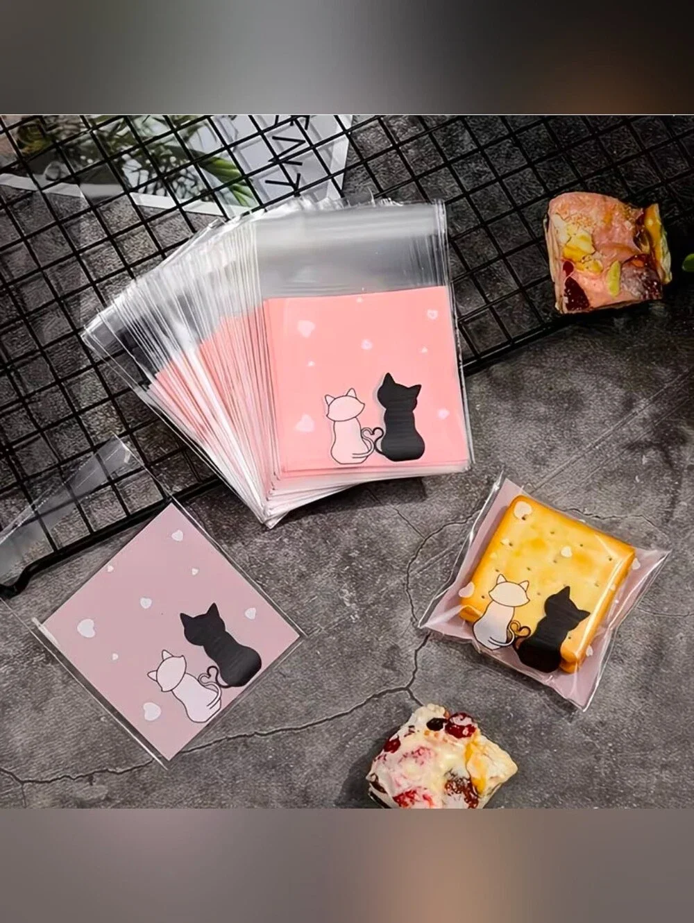 100-Pack Pink Decorative Clear Treat Bags with Cute Kitty Silhouette, NEW